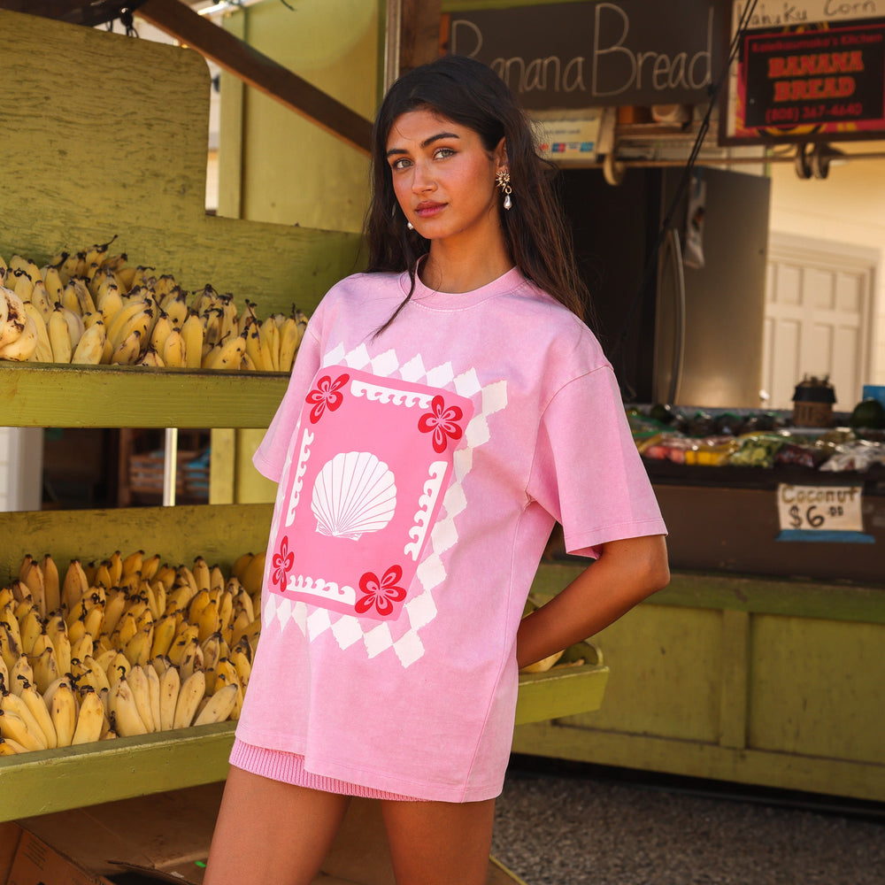 Boyfriend Tee - Shell Beach